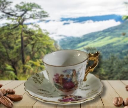 Taza de café de loza inglesa